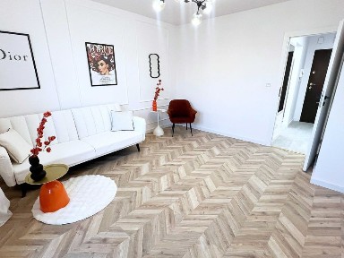 LUX 2 pokoje, blisko METRO, BEZPOŚREDNIO!