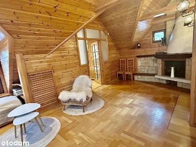 Dom 210 m² z dużą działką w Podkowie Leśnej, starsza część do remontu