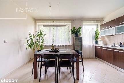 Dom z ogrodem i tarasem - pod działalność