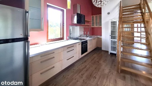 Wysoka, ul. Lipowa 23, 3 pokoje plus antresola 82,75m2, balkon.