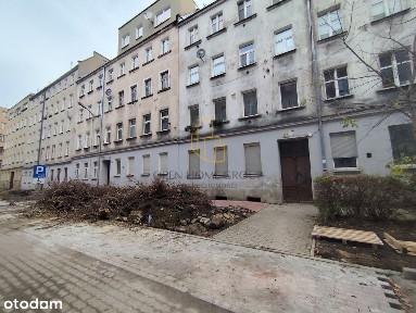 Na sprzedaż mieszkanie 2M do remontu/Szczęsliwa/Pe