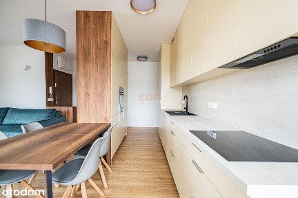 LUX 3 POK. W SIECHNICACH.i WYNAJEM. M. POSTOJOWE I KOMÓRKA W CENIE