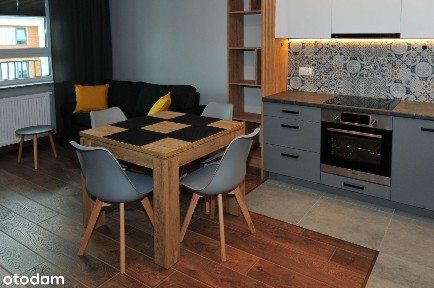 Komfortowe mieszkanie z klimatyzacją na Wyścigowej 43D