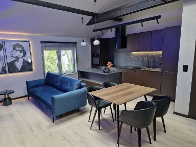 Luksusowy Apartament w Markach w stylu loft