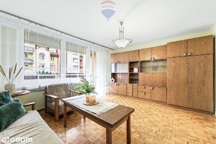 Mieszkanie w niskim bloku, do własnej aranżacji