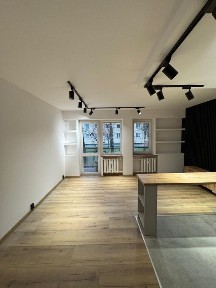 Do wynajęcia przytulne mieszkanie na parterze z balkonem