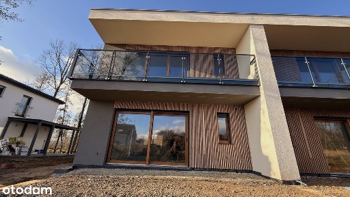 Nowoczesny dom w zabudowie bliźniaczej| 123 m² | Górki | Ogród |