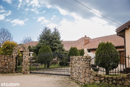 Duży dom 431m2/ 6 pokoi i więcej/ Królewice/działka 1,88HA/ 2garaże