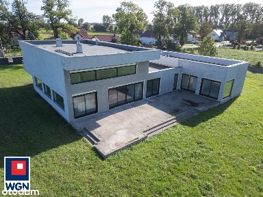 Duży dom z możliwością adaptacji pod siedzibę firmy w Widziszewie