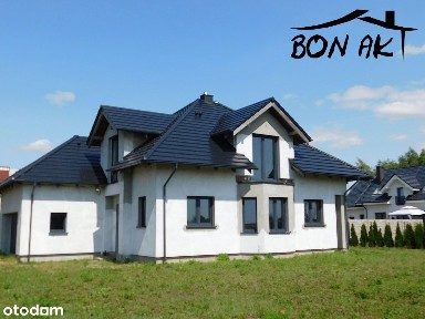 Dom wolnostojący w trakcie budowy