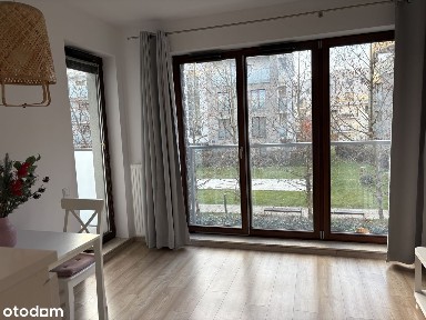 Na sprzedaż: komfortowa kawalerka w Miasteczku Wilanów