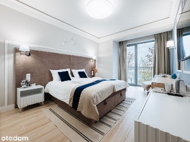 APARTAMENT Z WIDOKIEM NA JEZIORO W PRESTIŻOWEJ INWESTYCJI