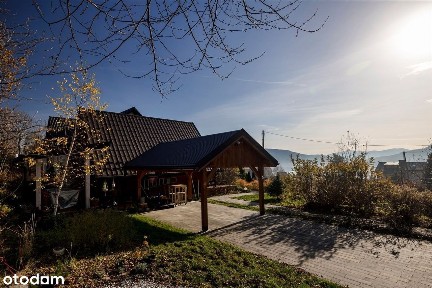 Dom z widokiem na jezioro i Góre Żar