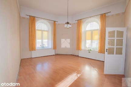 Klimatyczne mieszkanie w kamienicy w centrum