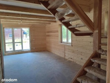 Dom w zaciszu znanej miejscowości