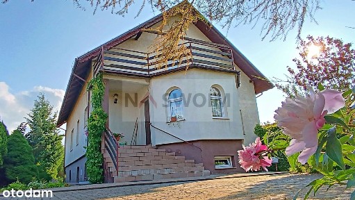 Dom wolnostojący z 2002 r - 193m2, cicha okolica. Duże możliwości!