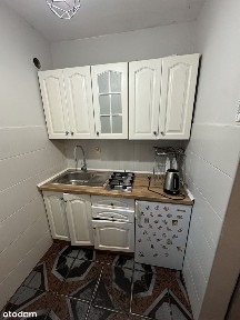 Wynajmę kawalerkę mieszkanie umeblowane z parkingiem