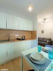 Mini kawalerka z komórką - metro Trocka