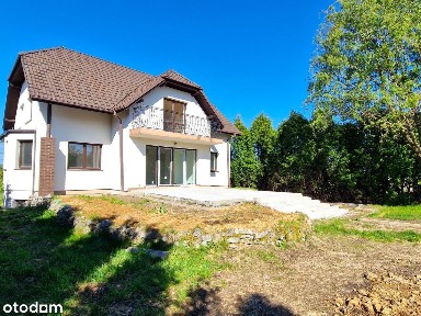 Pogwizdów, Dom Wolnostojący, Atrakcyjna Okolica