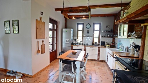 Mazury Garbate, Posiadlość, linia brzegowa Jeziora