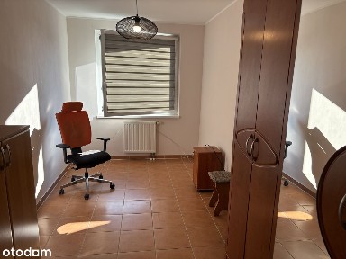 Sprzedam 2-pokojowe rozkładowe mieszkanie w wieżowcu, 3 piętro