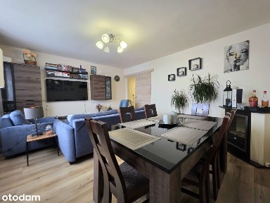 Piętrowy dom w świetnej lokalizacji / działka 10ar