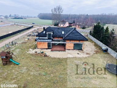 Nowoczesny dom blisko morza