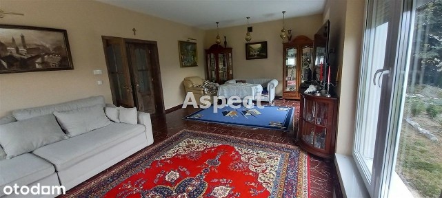 Łańcut dom jednorodzinny na 10 arowej działce.