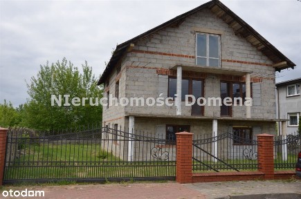 Dom jednorodzinny w stanie surowym