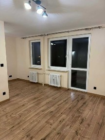 Wynajem ul. Iłżecka 73 - pierwsze piętro - Mieszkanie 37m2