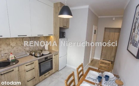 ** Ścisłe Centrum ** Stan do wejścia ** Cegła **