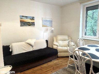 Przestronne mieszkanie 70 m² z ogródkiem, blisko SKM