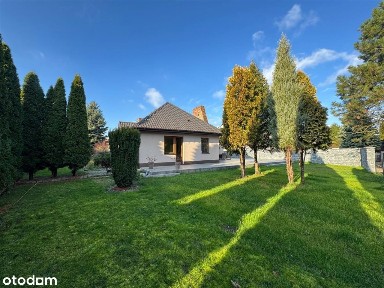 Komfortowy dom jednorodzinny-duża prywatna działka