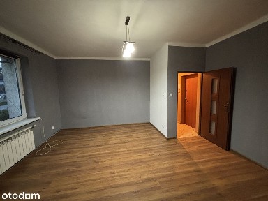 Kompaktowe mieszkanie z oddzielną kuchnią na sprzedaż