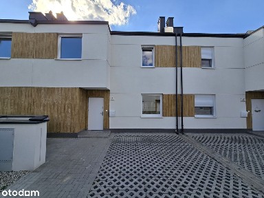 Dom w zabudowie szeregowej na sprzedaż