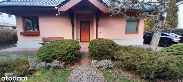 Dom wolnostojący Łazy / Magdalenka