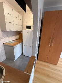 2 pokoje z balkonem ulica Darwina ! Budynek z windą !