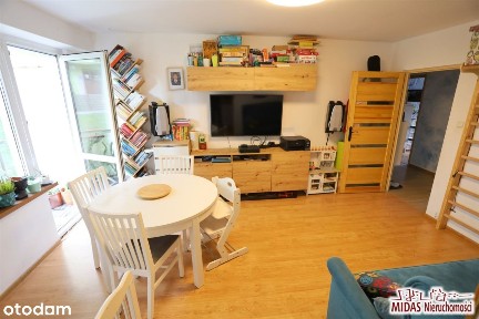 4 pokoje na parterze w bloku