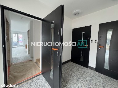 Mieszkanie z ogródkiem w domu dwulokalowym