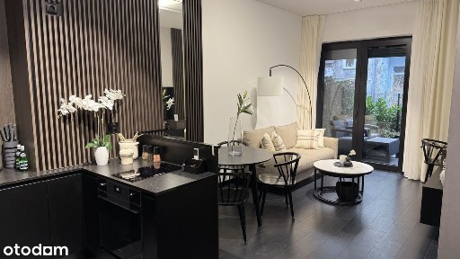 UL. KOŚCIUSZKI 39, BASEN/SAUNA/SIŁOWNIA, wykończone, 2 pokoje, taras