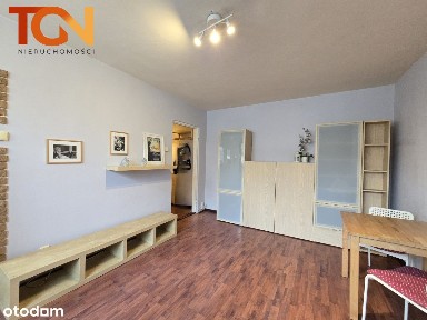 Przytulna kawalerka na parterze blisko komunikacji