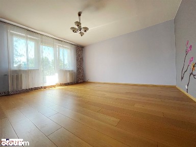 3 pokojowe mieszkanie w świetnej lokalizacji.
