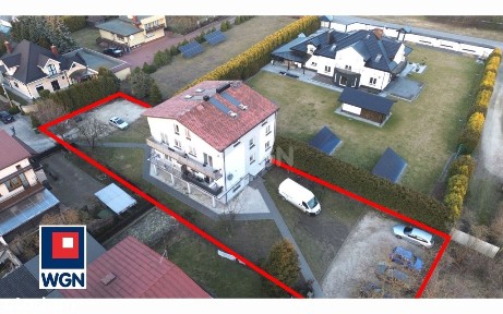 Dom, 394 m², Radomsko