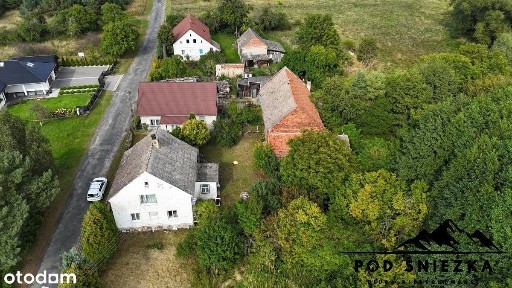 Dom z zabudowaniami- grunty 7300m2- inwestycyjne!