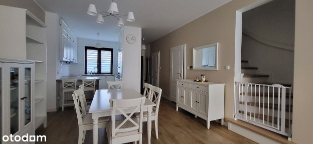 ul. Modrzewiowa, Karwiany, Żórawina, wrocławski, dolnośląskie