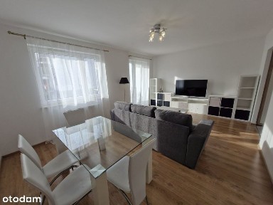 ul. Elżbiety Zawackiej,Strzeszyn,miejsce postojowe