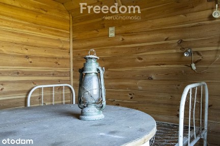 Urokliwa działka z domem i lasem - Twój azyl!