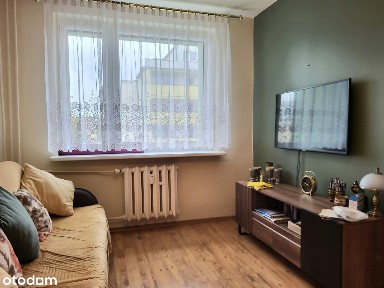 2 piętro, niski blok z 1990 roku, balkon