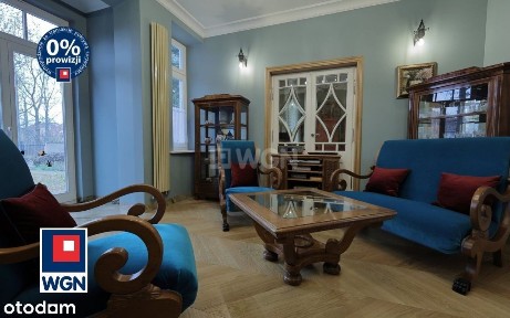 Elegancki dworek w stylu międzywojennym