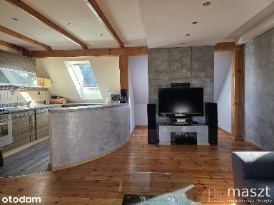 REZERWACJA - góra domu na wynajem